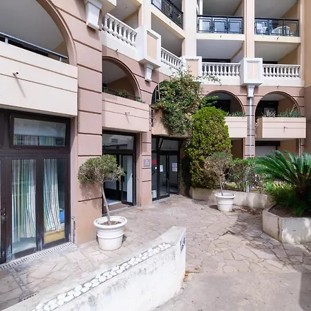 Palme D'or Apartment *